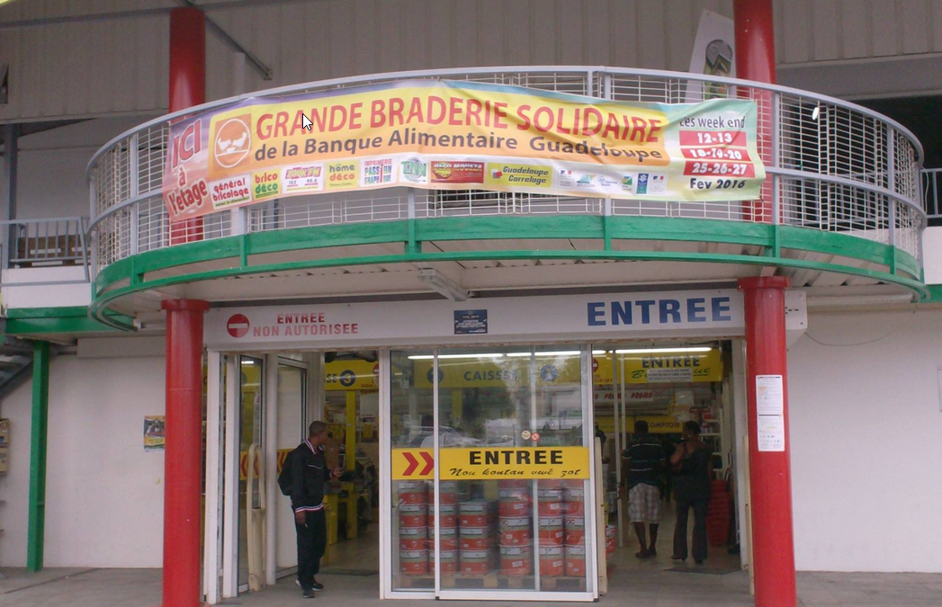 Un vif succès pour la Grande Braderie solidaire de la Banque Alimentaire.